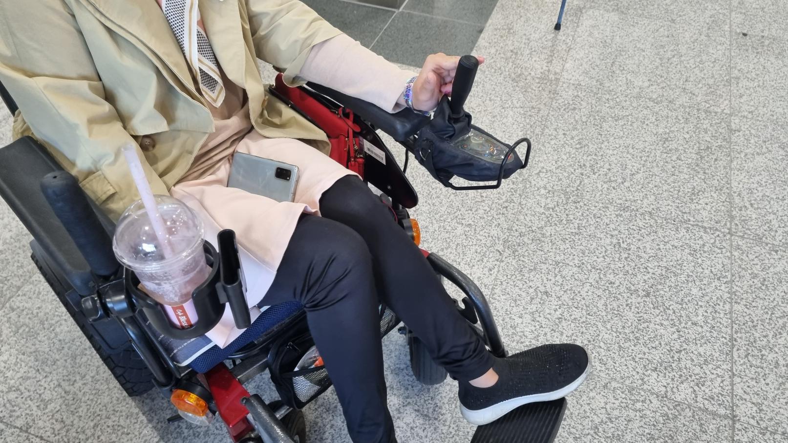 전동휠체어 조이스틱