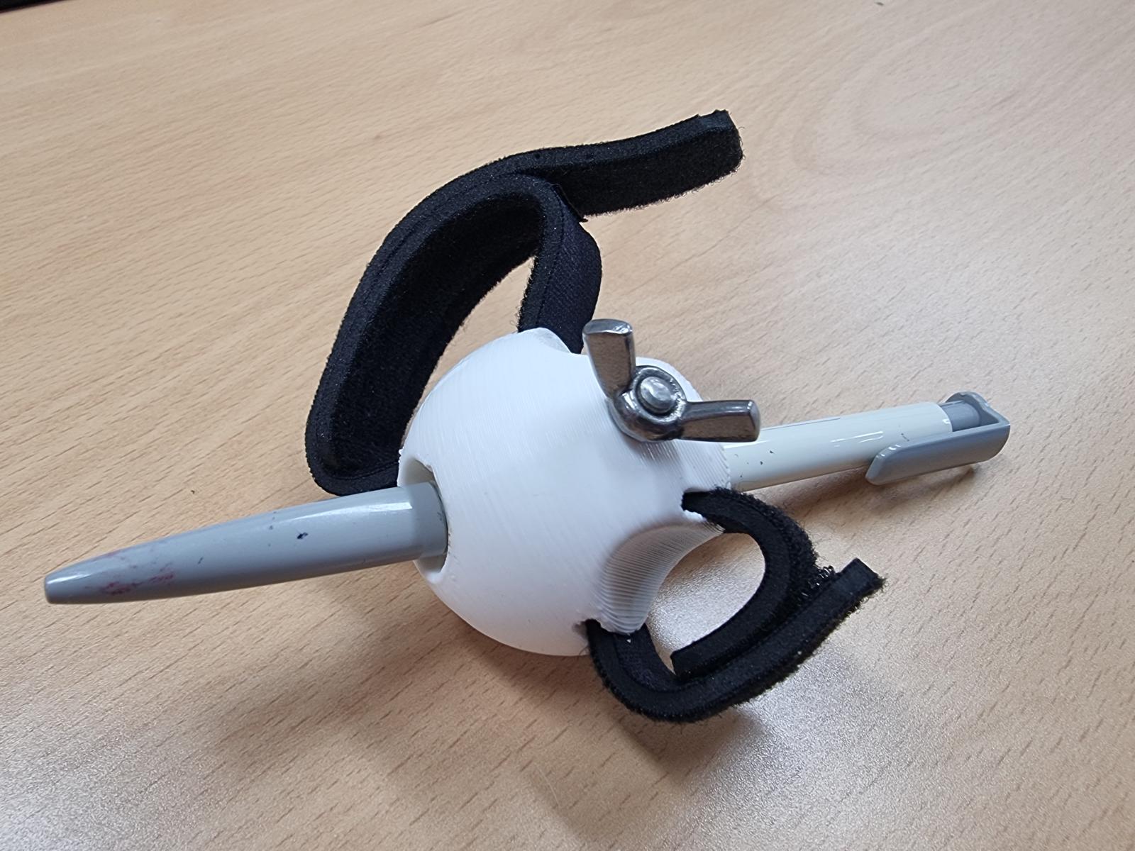 구형 필기 보조기기