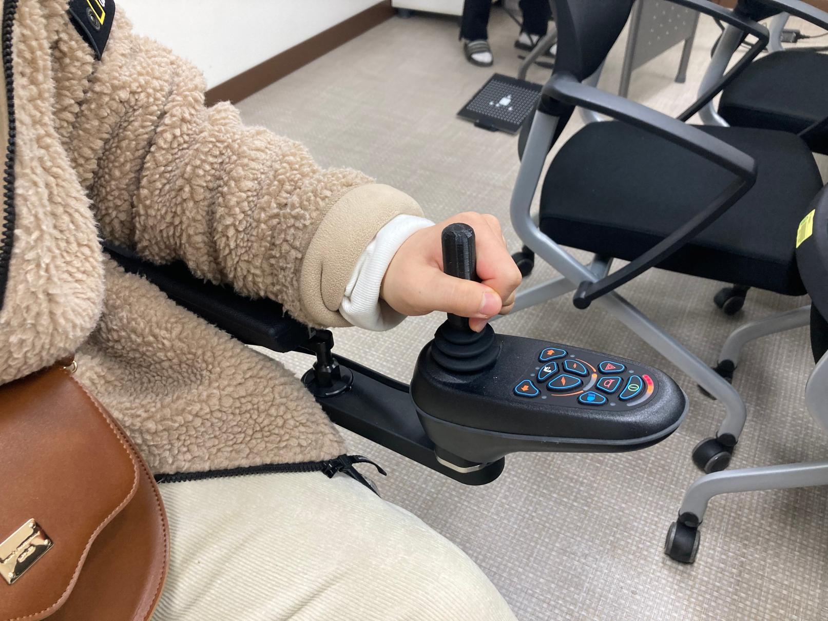 전동휠체어용 일자형덮개 조이스틱